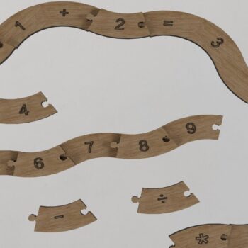 Intra απο ξύλο plywood 3mm-4mm πάχος - Εκπαίδευση Παζλ Αλφάβητο + Αριθμοί Δίασταση 30x20 cm INTRAFABR-114211328 - Image 4