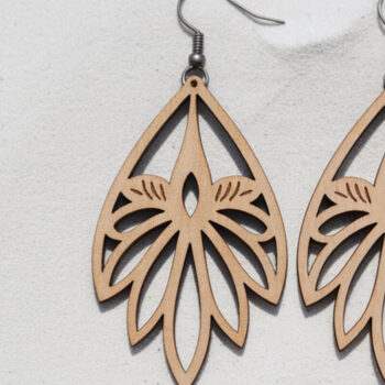 Intra απο ξύλο plywood 3mm-4mm πάχος - Κομψά σκουλαρίκια  Δίασταση 3x3 cm INTRAFABR-121745997 - Image 1