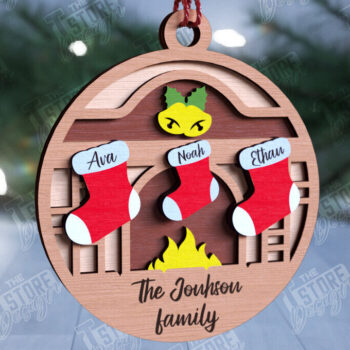 Intra απο ξύλο plywood 3mm-4mm πάχος - Οικογενειακό Χριστουγεννιάτικο Στολίδι | Ιδέα δώρου Δίασταση 6x6 cm INTRAFABR-109881262 - Image 1