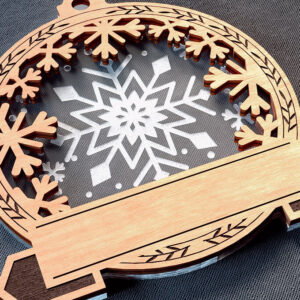 Intra απο ξύλο plywood 3mm-4mm πάχος - Οικογενειακά στολίδια κοπής με λέιζερ  | Χριστούγεννα Δίασταση 6x6 cm INTRAFABR-75544062