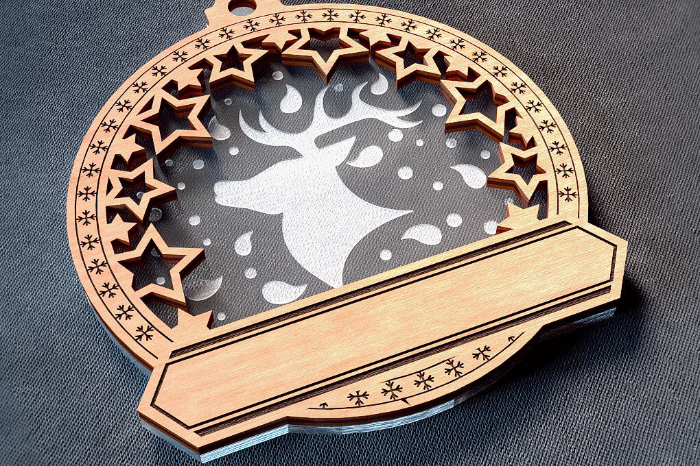 Intra απο ξύλο plywood 3mm-4mm πάχος - Οικογενειακά στολίδια κοπής με λέιζερ  | Χριστούγεννα Δίασταση 6x6 cm INTRAFABR-75543965