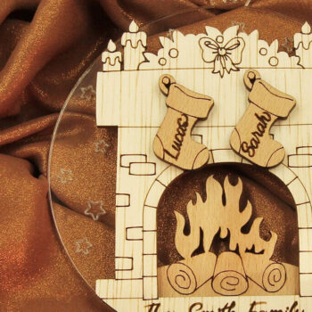 Intra απο ξύλο plywood 3mm-4mm πάχος - Χριστουγεννιάτικο στολίδι κάλτσες τζακιού Δίασταση 19x4 cm INTRAFABR-82458412 - Image 2