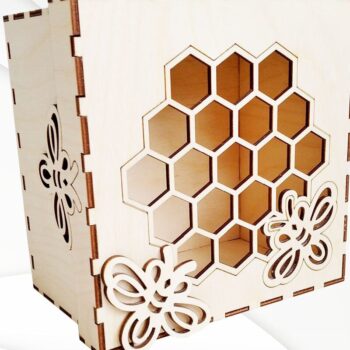 Intra απο ξύλο plywood 3mm-4mm πάχος - Κουτί δώρου Μέλισσα, Μοτίβο κοπής με λέιζερ. Δίασταση 100x163 cm INTRAFABR-33161817 - Image 6