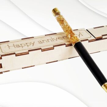 Intra απο ξύλο plywood 3mm-4mm πάχος - Θήκη για στυλό δώρου Έτοιμα  με λέιζερ. Δίασταση 20x20 cm INTRAFABR-32371901 - Image 2