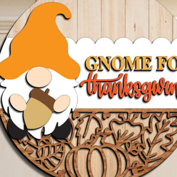 Intra απο ξύλο plywood 3mm-4mm πάχος - Gnome Hello Fall Door Δίασταση 20x20 cm INTRAFABR-110613788 - Image 1