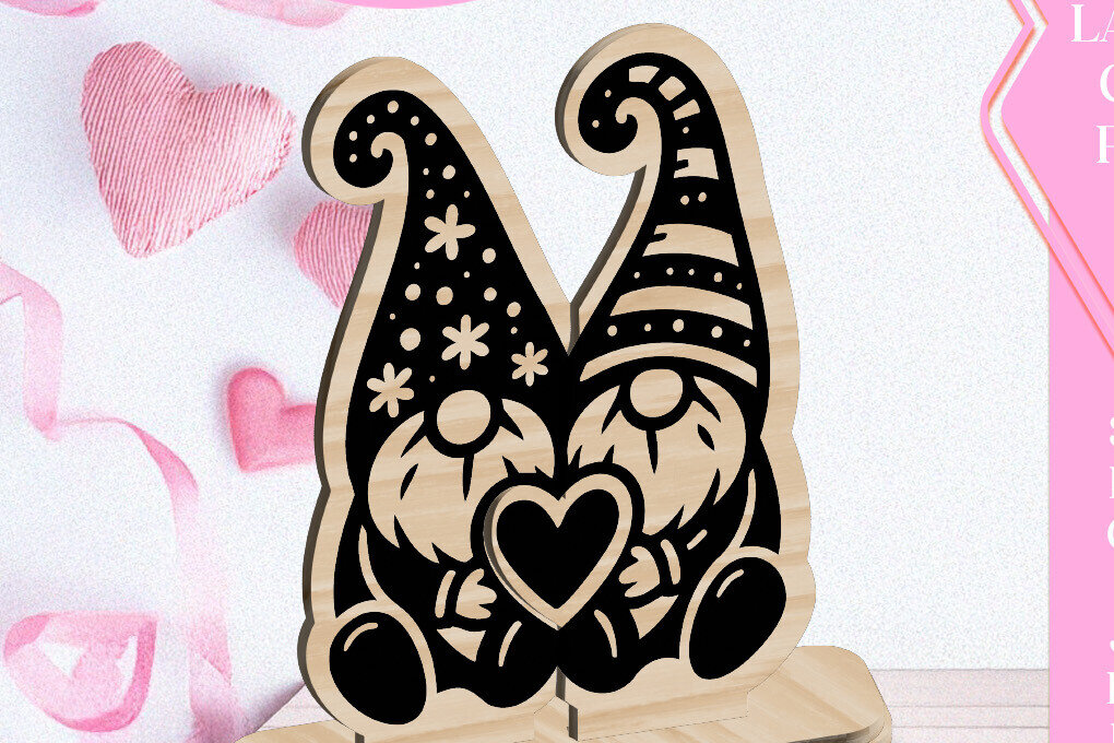 Intra απο ξύλο plywood 3mm-4mm πάχος - Κόψιμο με λέιζερ στολίδι Gnome Love Valentine Δίασταση 6x6 cm INTRAFABR-113427461