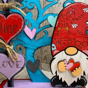 Intra απο ξύλο plywood 3mm-4mm πάχος - Gnome Valentines Shelf Sitter Laser Δίασταση 20x20 cm INTRAFABR-55183757 - Image 3