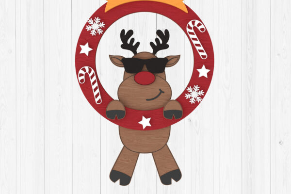 1758691872_Cool-Reindeer-Christmas-Wreath-SVG-Graphics-107627636-1-1