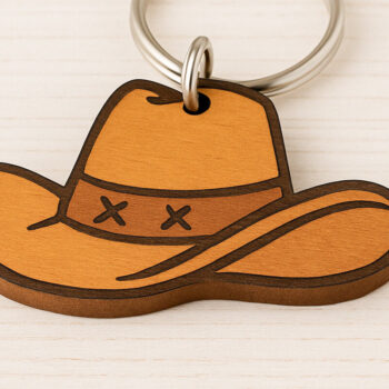 Intra απο ξύλο plywood  Χρώμα wenge 3mm-4mm πάχος - Μπρελόκ καουμπόικο καπέλο Δίασταση 4x4 cm INTRAFABR-99391982 - Image 1