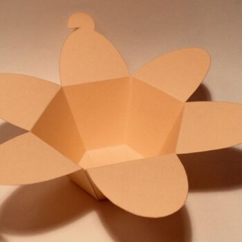 Intra απο ξύλο plywood  Χρώμα wenge 3mm-4mm πάχος - Κουτί cupcake Δίασταση 20x20 cm INTRAFABR-120572533 - Image 8