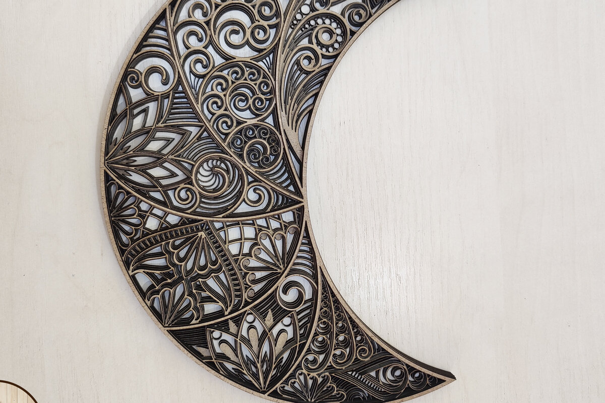 Intra απο ξύλο plywood  Χρώμα wenge 3mm-4mm πάχος - Αποκοπή αρχείων - το φεγγάρι Δίασταση 9x12 cm INTRAFABR-116273404