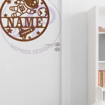 Intra απο ξύλο plywood  Χρώμα wenge 3mm-4mm πάχος - Χαριτωμένο όνομα αστροναύτη Wall Art Δίασταση 40x50 cm INTRAFABR-59011595 - Image 4