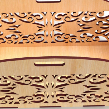 Intra απο ξύλο plywood  Χρώμα wenge 3mm-4mm πάχος - Διακοσμητικό κουτί δώρου Δίσκος κοπής με λέιζερ Δίασταση 15x15 cm INTRAFABR-92332072 - Image 2