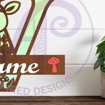 Intra απο ξύλο plywood  Χρώμα wenge 3mm-4mm πάχος - Μονόγραμμα με κεφαλαίο ελάφι Επιστολή V Δίασταση 30x20 cm INTRAFABR-109207945 - Image 1