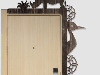 Intra απο ξύλο plywood  Χρώμα wenge 3mm-4mm πάχος - Γωνιακή πόρτα Δίασταση 40x50 cm INTRAFABR-100453106 - Image 1