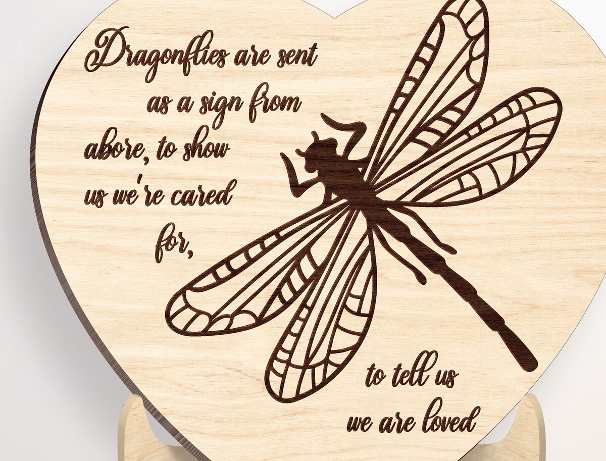 Intra απο ξύλο plywood  Χρώμα wenge 3mm-4mm πάχος - Το Dragonfly αποστέλλεται ως επιγραφική διακόσμηση Δίασταση 20x20 cm INTRAFABR-102516087