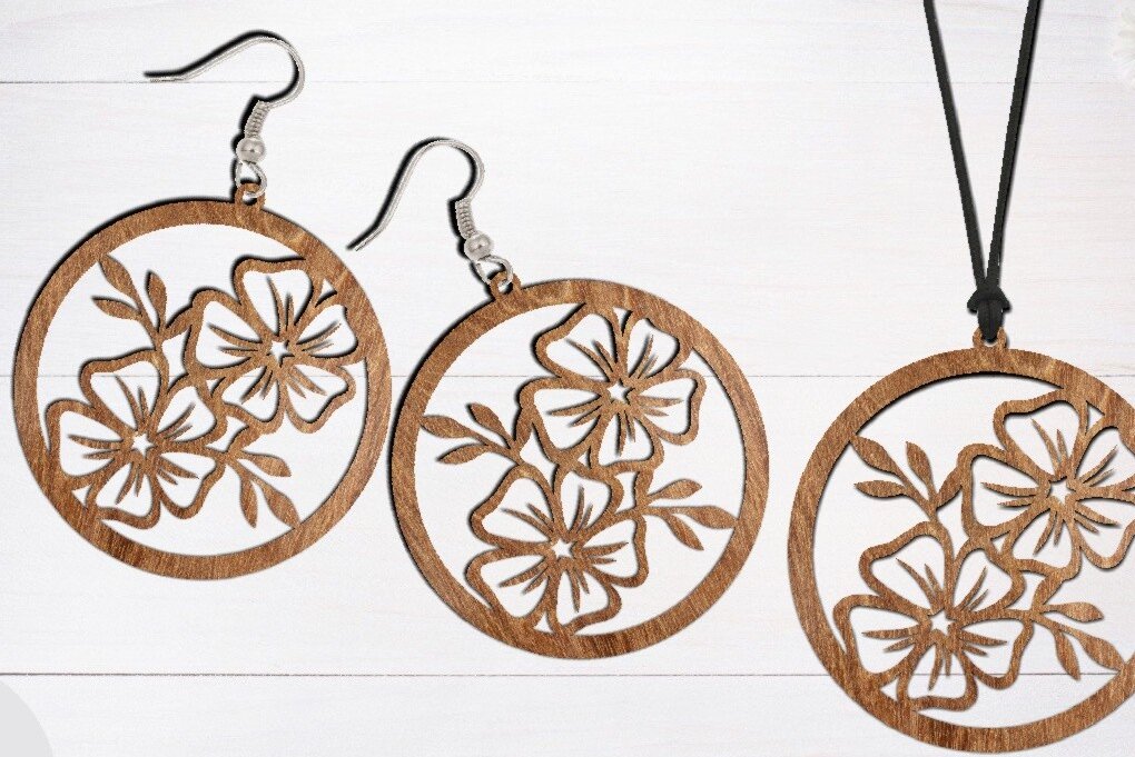 Intra απο ξύλο plywood  Χρώμα wenge 3mm-4mm πάχος - Σκουλαρίκι κοπής με λέιζερ, Σκουλαρίκι λουλουδιών Δίασταση 3x3 cm INTRAFABR-110737903