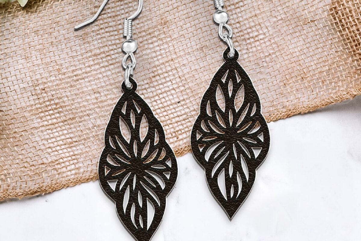 Intra απο ξύλο plywood  Χρώμα wenge 3mm-4mm πάχος - Σκουλαρίκια . Σκουλαρίκια . Δίασταση 3x3 cm INTRAFABR-124458371