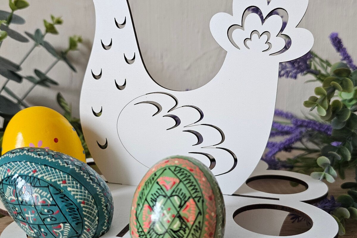 Intra απο ξύλο plywood  Χρώμα wenge 3mm-4mm πάχος - κοπής με λέιζερ θήκη πασχαλινών αυγών | Νεοσσός Δίασταση 4x4 cm INTRAFABR-121332912