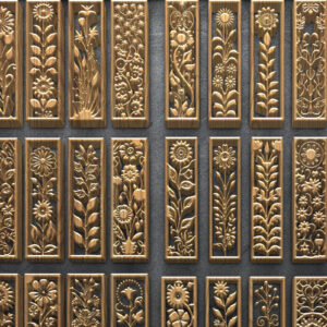 Intra απο ξύλο plywood  Χρώμα wenge 3mm-4mm πάχος - Κομψά πάνελ με λουλούδια κοπής με λέιζερ Δίασταση 3200x7200 cm INTRAFABR-28744264