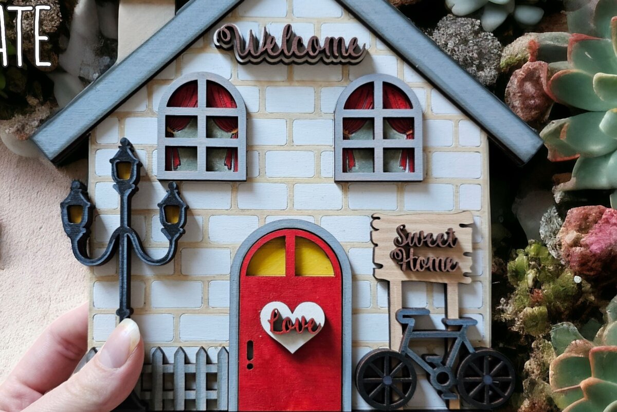 Intra απο ξύλο plywood  Χρώμα wenge 3mm-4mm πάχος - Οικογενειακές θήκες για μπρελόκ, Λέιζερ Μπρελόκ τοίχου Δίασταση 4x4 cm INTRAFABR-95642689