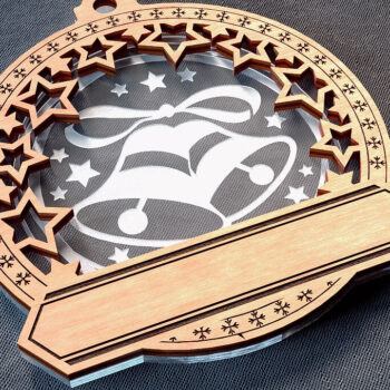 Intra απο ξύλο plywood  Χρώμα wenge 3mm-4mm πάχος - Οικογενειακά στολίδια κοπής με λέιζερ | Χριστούγεννα Δίασταση 6x6 cm INTRAFABR-101022573 - Image 1