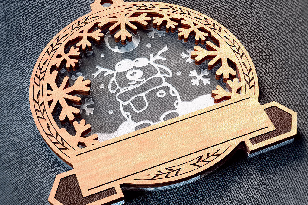 Intra απο ξύλο plywood  Χρώμα wenge 3mm-4mm πάχος - Οικογενειακά στολίδια κοπής με λέιζερ | Χριστούγεννα Δίασταση 6x6 cm INTRAFABR-101022611