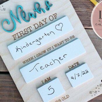 Intra απο ξύλο plywood Χρώμα wenge 3mm-4mm πάχος - Πρώτη μέρα σχολείου Ξύλινη πινακίδα Δίασταση 4x4 cm INTRAFABR-100961182 - Image 1