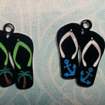 Intra απο ξύλο plywood  Χρώμα wenge 3mm-4mm πάχος - Laser κολιέ σαγιονάρας Charm Bundle Δίασταση 3x3 cm INTRAFABR-114760125 - Image 1