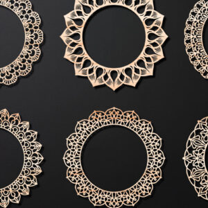 Intra απο ξύλο plywood  Χρώμα wenge 3mm-4mm πάχος - Πακέτο κοπής λουλουδιών στεφάνι με λέιζερ 05 Δίασταση 20x20 cm INTRAFABR-64955270