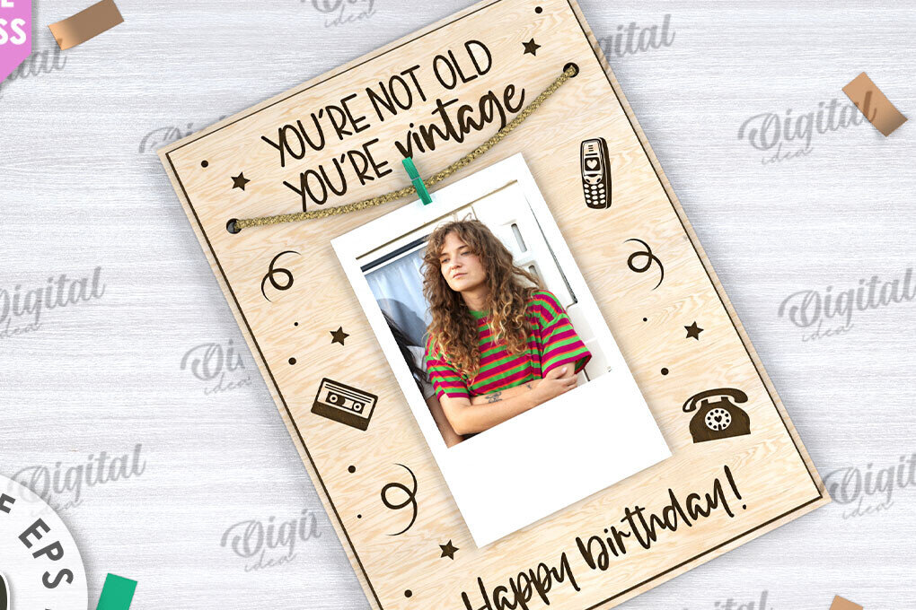 Intra απο ξύλο plywood  Χρώμα wenge 3mm-4mm πάχος - Αστεία κάρτα γενεθλίων με λέιζερ Δίασταση 20x20 cm INTRAFABR-88148579