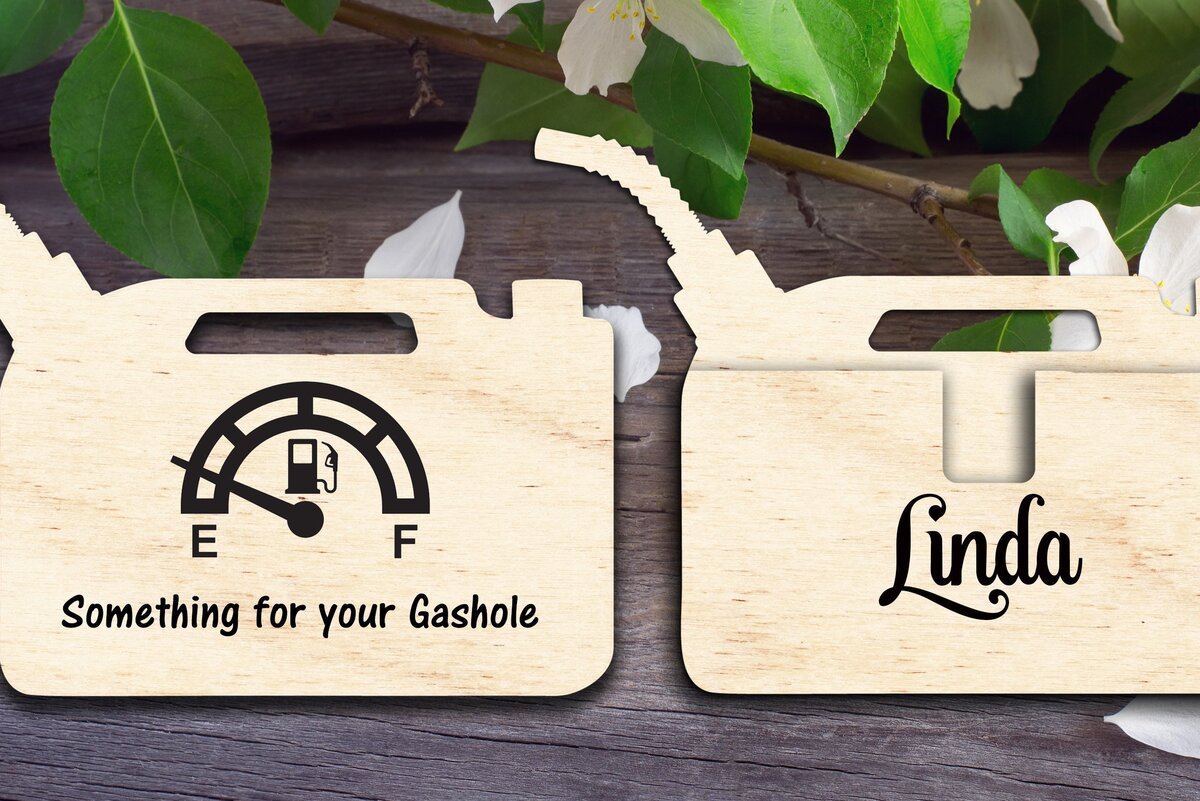 Intra απο ξύλο plywood  Χρώμα wenge 3mm-4mm πάχος - Χριστουγεννιάτικο στολίδι με κάρτα δώρου Gas Can Δίασταση 6x6 cm INTRAFABR-28120140