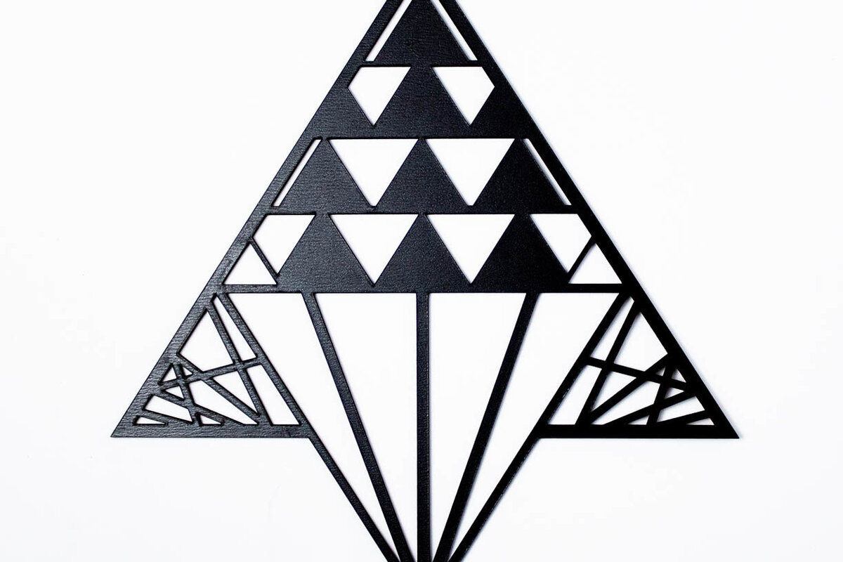 Intra απο ξύλο plywood  Χρώμα wenge 3mm-4mm πάχος - Γεωμετρικό τρίγωνο τοίχου τέχνης Δίασταση 6x6 cm INTRAFABR-98183153