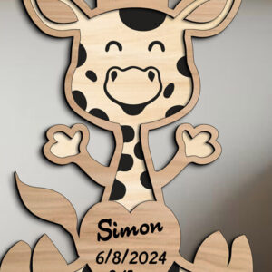 Intra απο ξύλο plywood  Χρώμα wenge 3mm-4mm πάχος - Πινακίδα αναγγελίας γέννησης μωρού καμηλοπάρδαλης Δίασταση 20x20 cm INTRAFABR-103123794