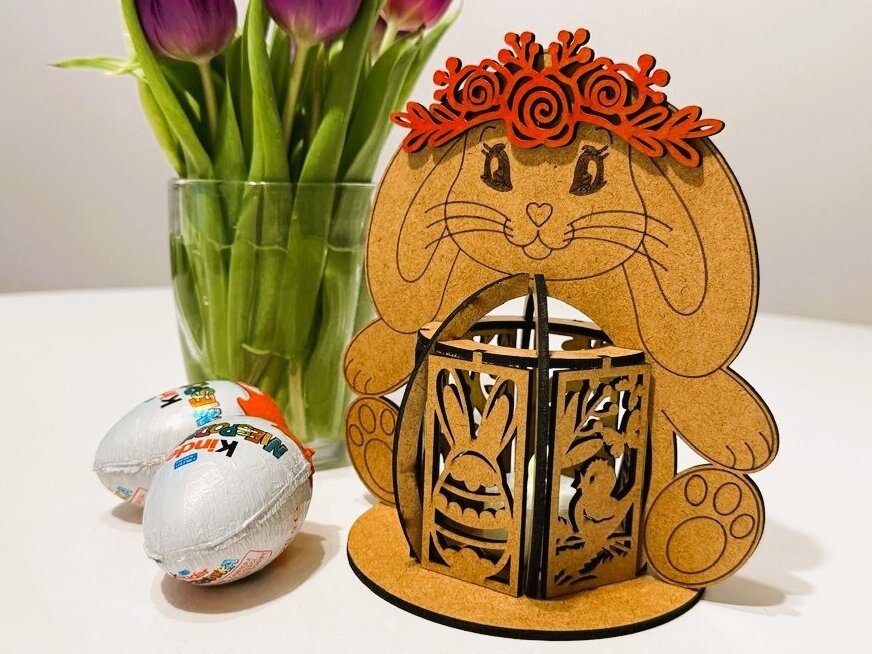 Intra απο ξύλο plywood  Χρώμα wenge 3mm-4mm πάχος - Κηροπήγιο πασχαλινό λαγουδάκι κορίτσι Δίασταση 6x6 cm INTRAFABR-66598703