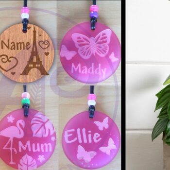 Intra απο ξύλο plywood  Χρώμα wenge 3mm-4mm πάχος - Σετ με θέμα το κορίτσι C Μπρελόκ DIGITAL 6 Δίασταση 4x4 cm INTRAFABR-95235132 - Image 1