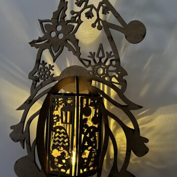 Intra απο ξύλο plywood Χρώμα wenge 3mm-4mm πάχος - Χριστουγεννιάτικη λαμπάδα Gnome Δίασταση 8x12 cm INTRAFABR-119599615 - Image 6