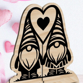 Intra απο ξύλο plywood  Χρώμα wenge 3mm-4mm πάχος - Κόψιμο με λέιζερ στολίδι Gnome Love Valentine Δίασταση 6x6 cm INTRAFABR-95714058 - Image 1