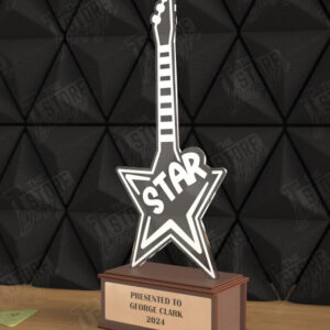 Intra απο ξύλο plywood  Χρώμα wenge 3mm-4mm πάχος - Βραβείο Κιθάρας Τρόπαιο | Προσωποποιημένη Ανταμοιβή Δίασταση 20x20 cm INTRAFABR-75546389