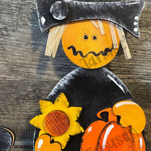 Intra απο ξύλο plywood  Χρώμα wenge 3mm-4mm πάχος - Halloween Cute Scarecrow Laser Δίασταση 6x6 cm INTRAFABR-9655199