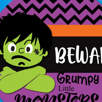 Intra απο ξύλο plywood  Χρώμα wenge 3mm-4mm πάχος - Halloween Door Hanger Δίασταση 15x15 cm INTRAFABR-22623661 - Image 1