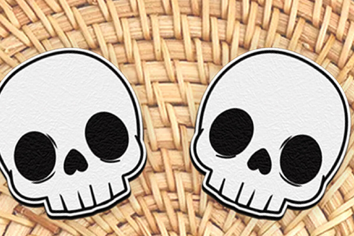 Intra απο ξύλο plywood  Χρώμα wenge 3mm-4mm πάχος - Αποκριάτικα σκουλαρίκια με λέιζερ. Δίασταση 3x3 cm INTRAFABR-120685031