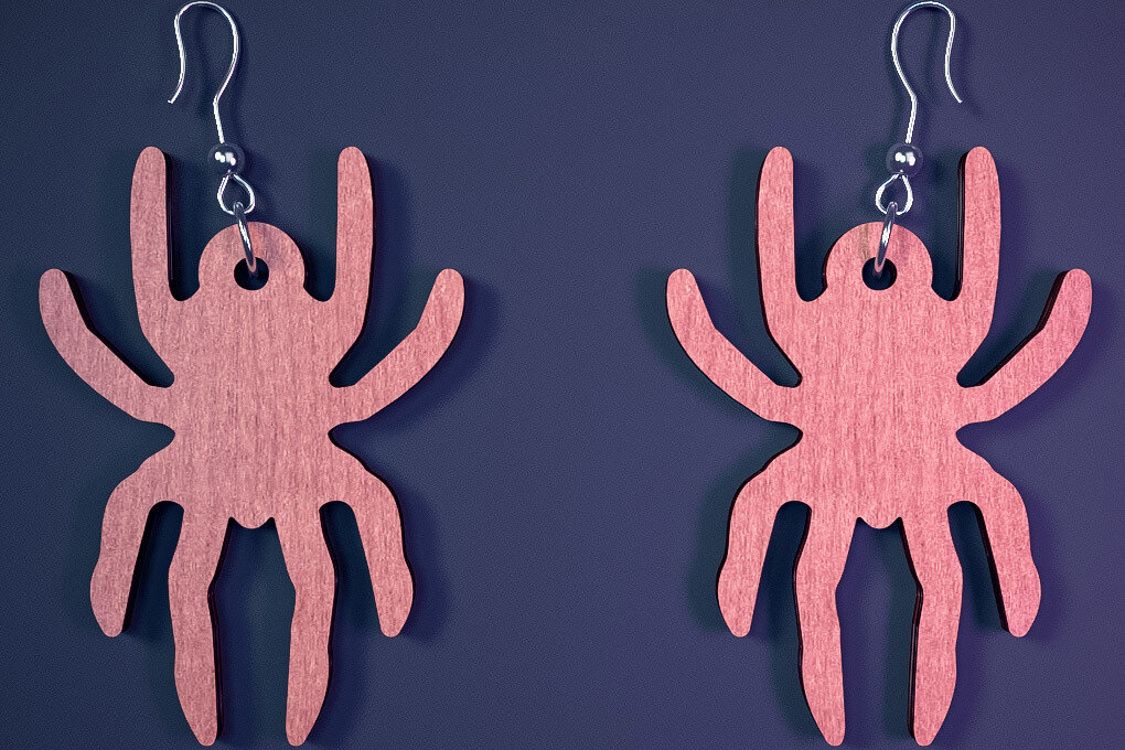 Intra απο ξύλο plywood  Χρώμα wenge 3mm-4mm πάχος - Αποκριάτικα σκουλαρίκια με λέιζερ |Spooky Δίασταση 3x3 cm INTRAFABR-113936008