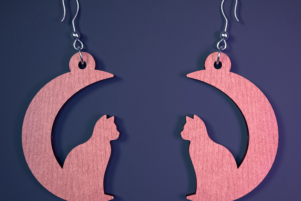 Intra απο ξύλο plywood  Χρώμα wenge 3mm-4mm πάχος - Αποκριάτικα σκουλαρίκια με λέιζερ |Spooky Δίασταση 3x3 cm INTRAFABR-107832849