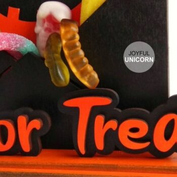 Intra απο ξύλο plywood  Χρώμα wenge 3mm-4mm πάχος - κοπής με λέιζερ καλάθι δώρων αποκριών Δίασταση 7x25 cm INTRAFABR-102443384 - Image 3