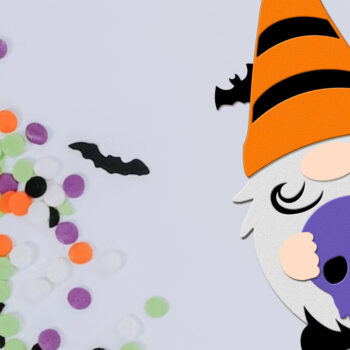 Intra απο ξύλο plywood  Χρώμα wenge 3mm-4mm πάχος - Halloween Gnome με το κρανίο Δίασταση 4x11 cm INTRAFABR-119872671 - Image 2