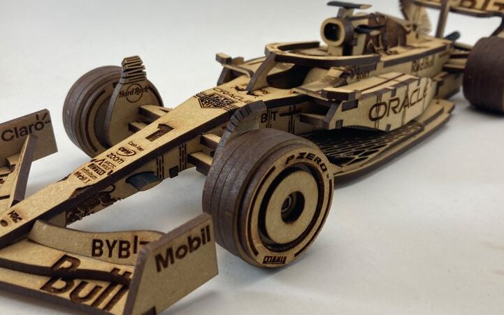 Intra απο ξύλο plywood 3mm-4mm πάχος – Ferrari SF1000 3D Ξύλινο μοντέλο 12x15 cm INTRAVECTRY-MY544014