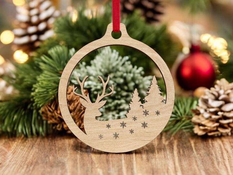 Intra απο ξύλο plywood 3mm-4mm πάχος – Χριστουγεννιάτικο μπιχλιμπίδι ελαφιών και δέντρων 45x50 cm INTRAVECTRY-MY542447
