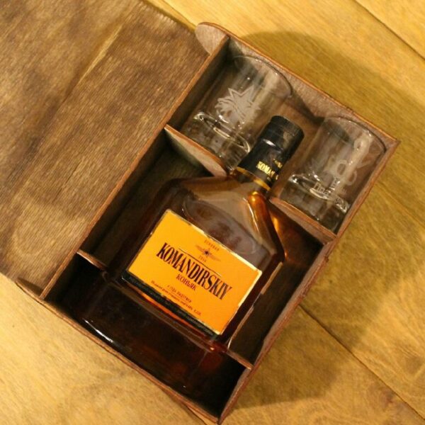 1759008483_whiskey-gift-set-box-with-2-glasses-_1