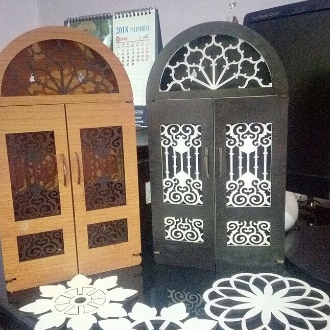 Intra απο ξύλο plywood 3mm-4mm πάχος – Κουτί κλειδιού σε σχήμα πόρτας 12x15 cm INTRAVECTRY-MY552044